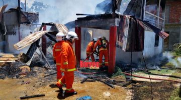 KEBAKARAN: Pasukan dari BBP Papar menjalankan operasi memadam kebakaran di lokasi kejadian. Gambar ihsan JBPM Negeri Sabah