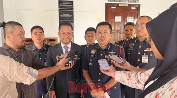 TINDAKAN: Abdul Razak ketika ditemui media di Kompleks Mahkamah Lahad Datu, hari ini.