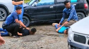 Suspek-suspek yang merupakan warga tempatan ditahan polis kerana disyaki terlibat dalam kes curi kenderaan di Mukah dan Selangau.