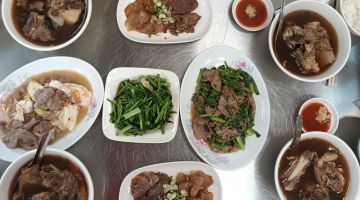 Masakan berasaskan daging lembu di Restoran Halal Kaohsiung.