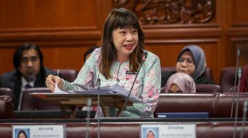 Lim maya sesi tanya saut ba Dewan Rakyat kemari. - Gambar BERNAMA