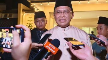 Abdul Rahman ketika ditemui media pada majlis berkenaan.-Gambar Chimon Upon