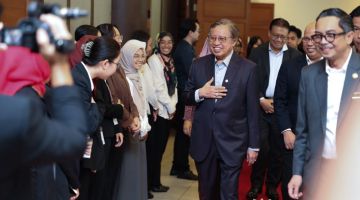 Abang Johari tiba untuk menghadiri Sesi Townhall di Universiti Malaya, Kuala Lumpur, hari ini. - Gambar Pejabat Premier Sarawak 