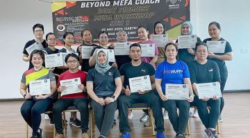 Marcilla (duduk tiga kiri) bersama dengan peserta "Beyond MEFA Coach, Body Project MEFA Workshop" setelah tamat program.