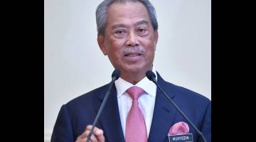 Muhyiddin pada sidang media selepas mempengerusikan Mesyuarat Kabinet di Bangunan Perdana Putra hari ini.  - Gambar Bernama 